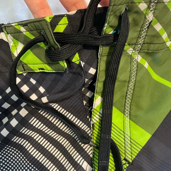 Hurley Men’s Swim Trunk - Picture 3 of 6